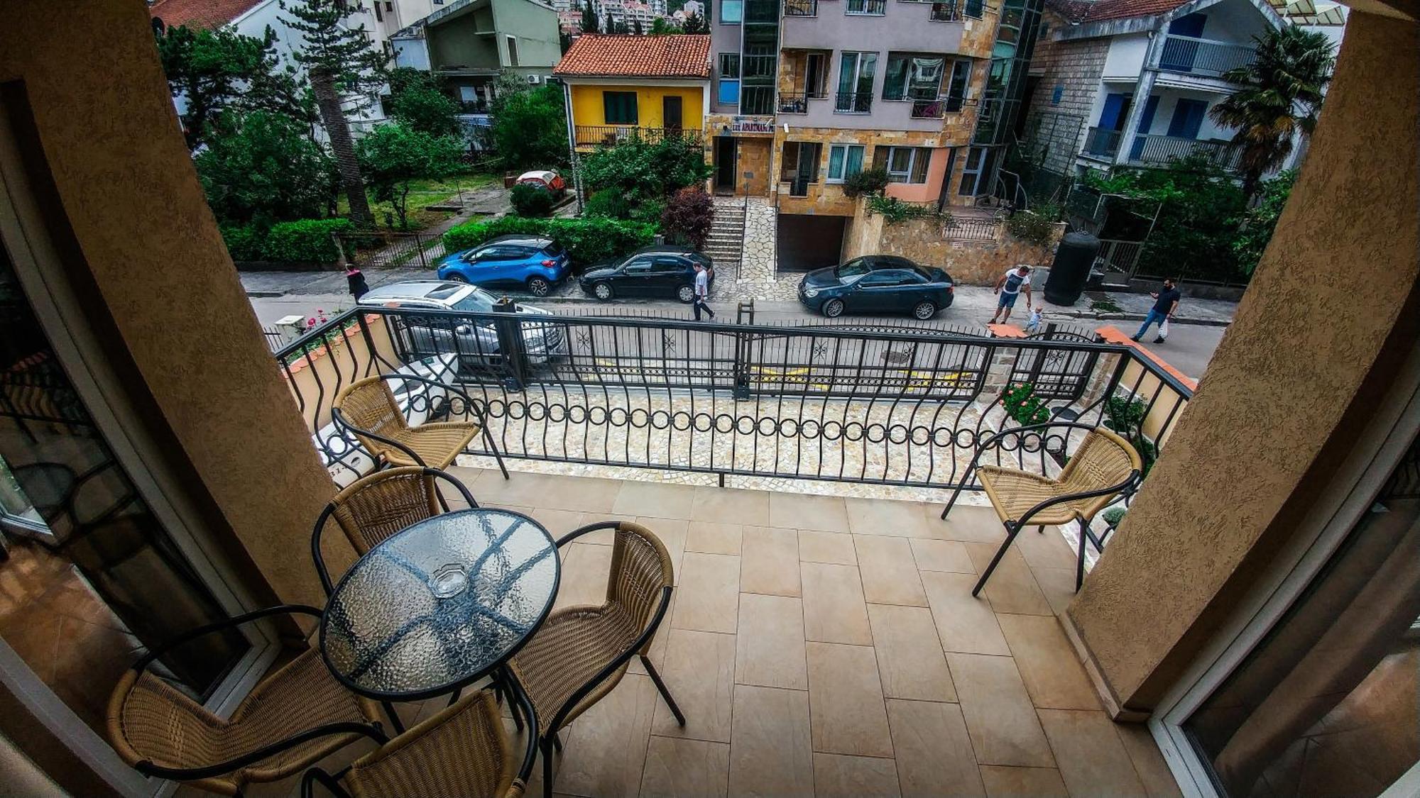 Villa Franeta Apartments Будва Стая снимка